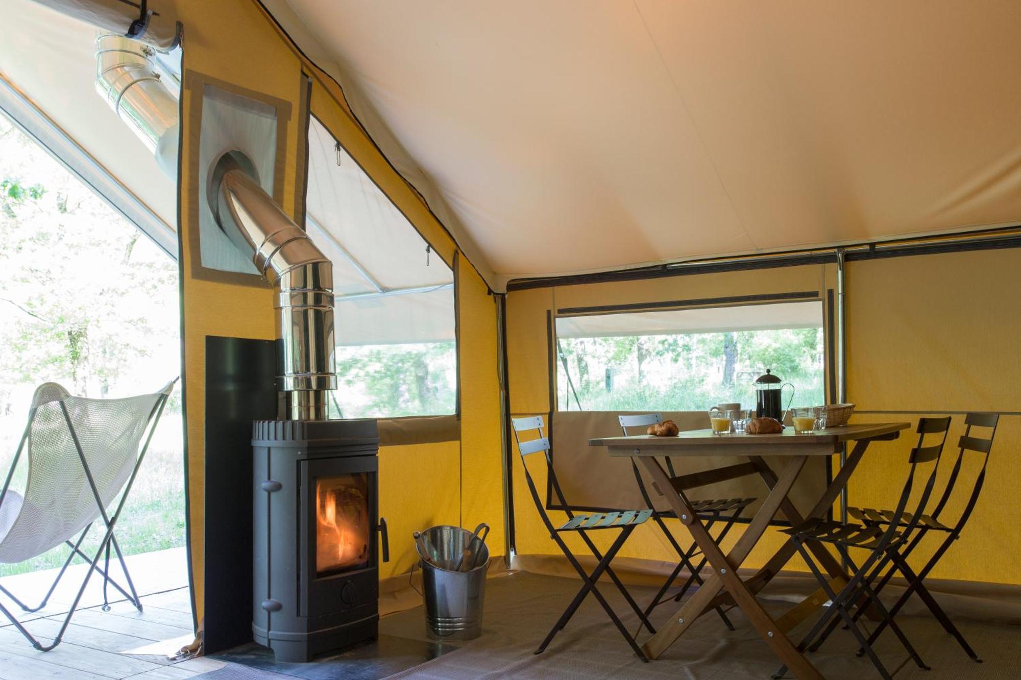 Huttopia Pays De Cordes Sur Ciel Campeggio